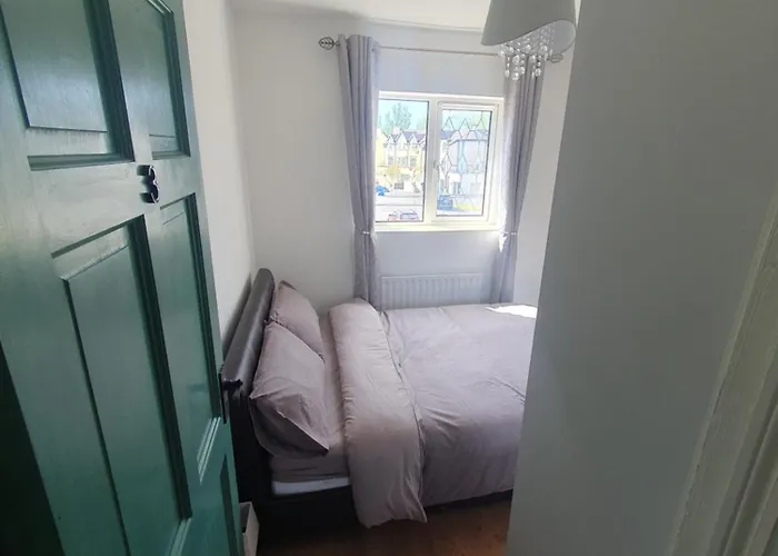 26 Orchard House, Donegal Town, F94woh7 Донегол